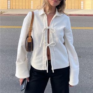 Djerf Avenue Occassion Top Size Small in Cream